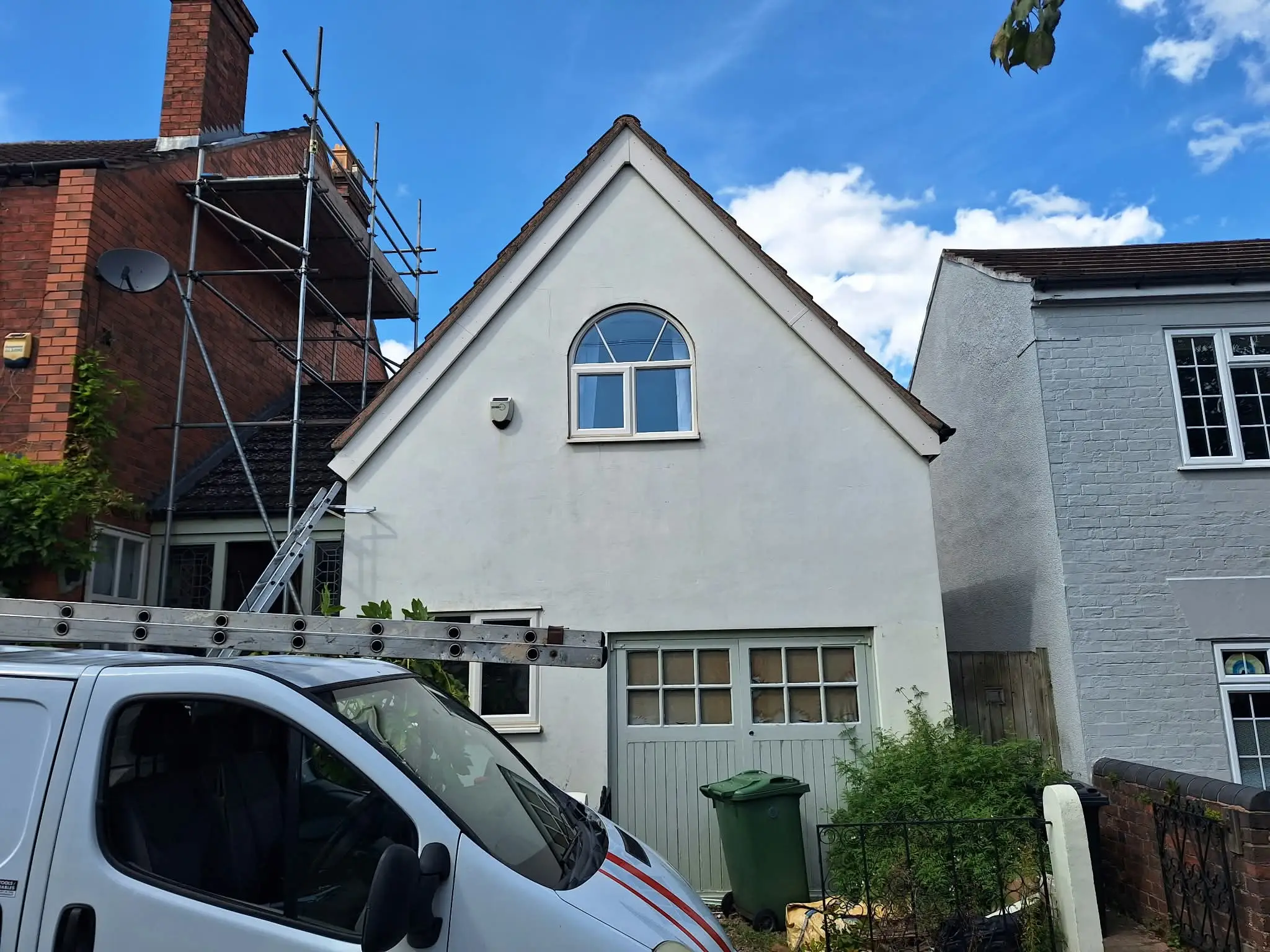 Arched window and fascia replacement completion